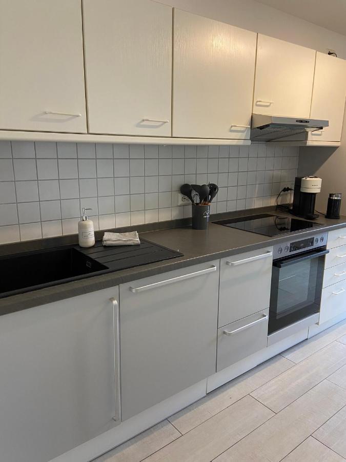 Modern Eingerichtete Wohnung Mit 2 Schlafzimmern Берген Екстериор снимка